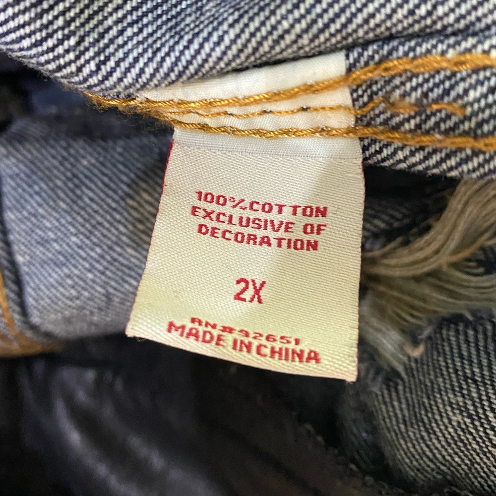 The Heritage by America 1776 Distressed Faux Leather Bleached Denim Moto Vest 2X - Picture 5 of 12